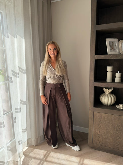 Top taupe